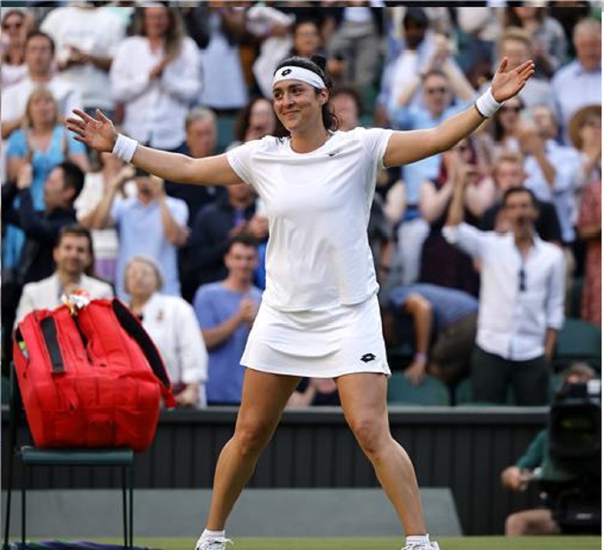 أنس جابر تكتب التاريخ في ويمبلدون