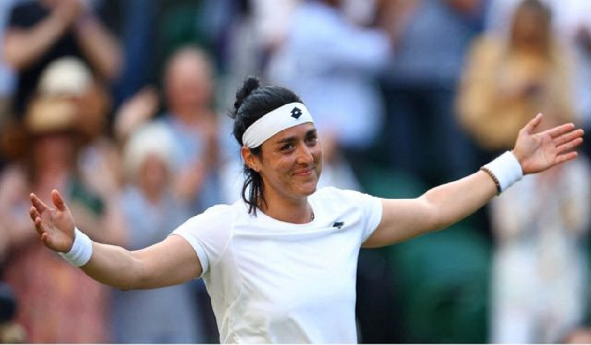 تونس تنظم استقبال اسطوري منتظر لـ أنس جابر فخر إفريقيا والعرب