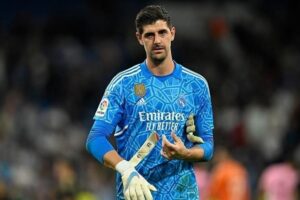 كورتوا يُنقذ ريال مدريد من شباك ليفربول بثلاثية تصديات أمام سوبوسلاي