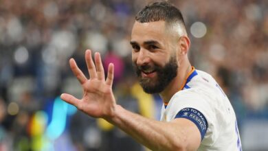 حساب كريم بنزيما على انستقرام وتويتر لم يعد موجود