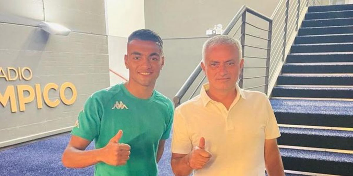 مورينهو يستعد لتدريب لاعب مغربي