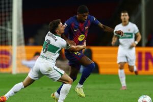 رجل مباراة برشلونة وإلتشي في الدوري الإسباني