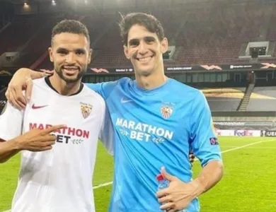 1597667238بونو والنصيري بعد التاهل لنهايي الدوري الاوربي Nvm7vzK