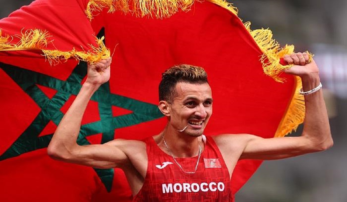 المغربي سفيان البقالي يتوج بذهبية في سباق 3000 متر موانع