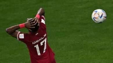 قطر أول منتخب يودع المونديال