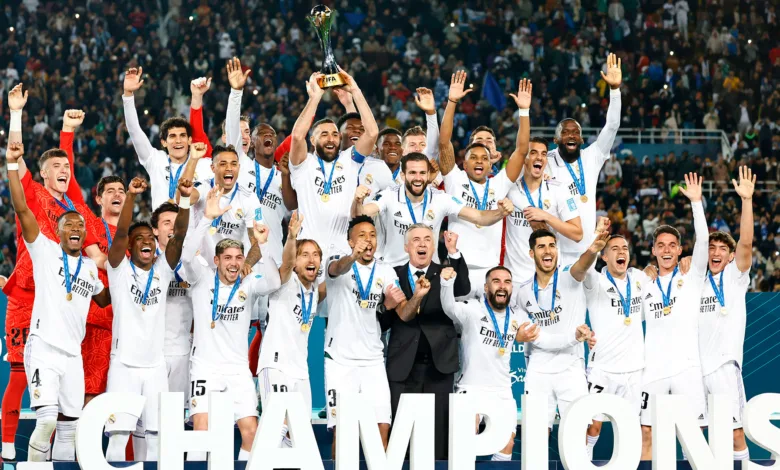 ريال مدريد يتوج بكأس القارات الانتركونتيننتال بفوزه على باتشوكا المكسيكي بثلاثية نظيفة