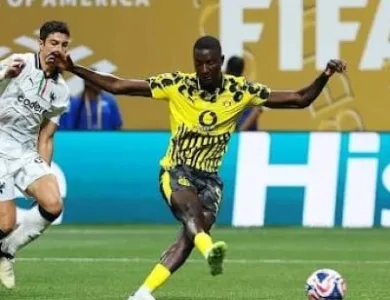 جيراسي يقود بوروسيا لدور الثمانية بعد فوز مثير على مونتيري
