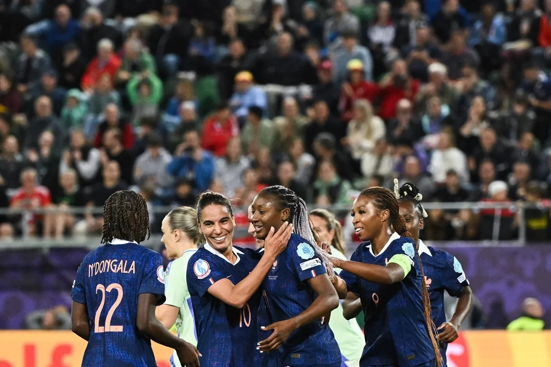 فوز مهم لمنتخب فرنسا على ويلز في أمم أوروبا للسيدات فوز مهم لمنتخب فرنسا على ويلز في أمم أوروبا للسيدات