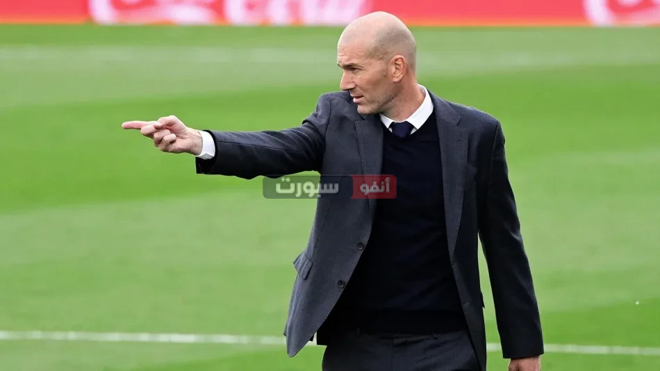 أنبهار زين الدين زيدان بملعب مولاي عبد الله بالرباط ولن تصدق صدمة الأعلام الجزائري غاضب منه