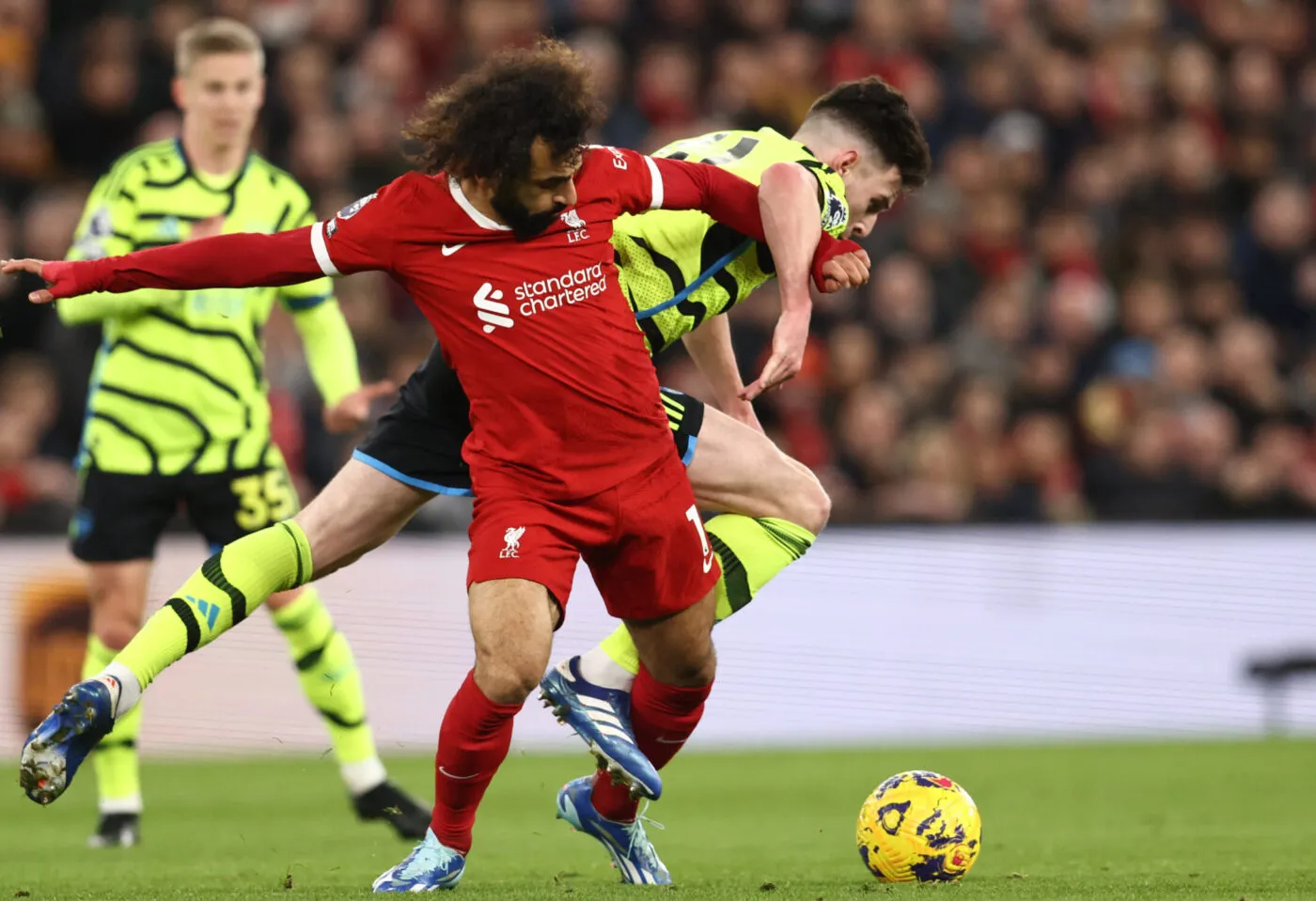 تعرف على معلق مباراة ليفربول وبيرنلي في الدوري الإنجليزي الممتاز