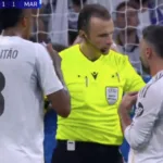 طرد مثير لكارفخال في مباراة ريال مدريد ومارسيليا