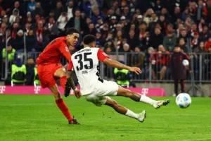 موعد مباراة آينتراخت فرانكفورت وبايرن ميونيخ والقنوات الناقلة في الدوري الألماني