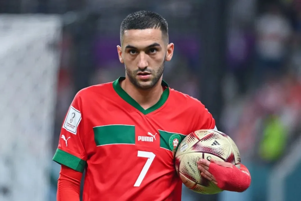 عودة مفاجئة للزلزولي إلى المنتخب المغربي وغياب زياش يثير التساؤلات